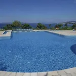 Holiday park Adriastay 360 *